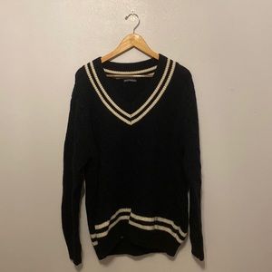 Brandy Melville Black and White Sweater